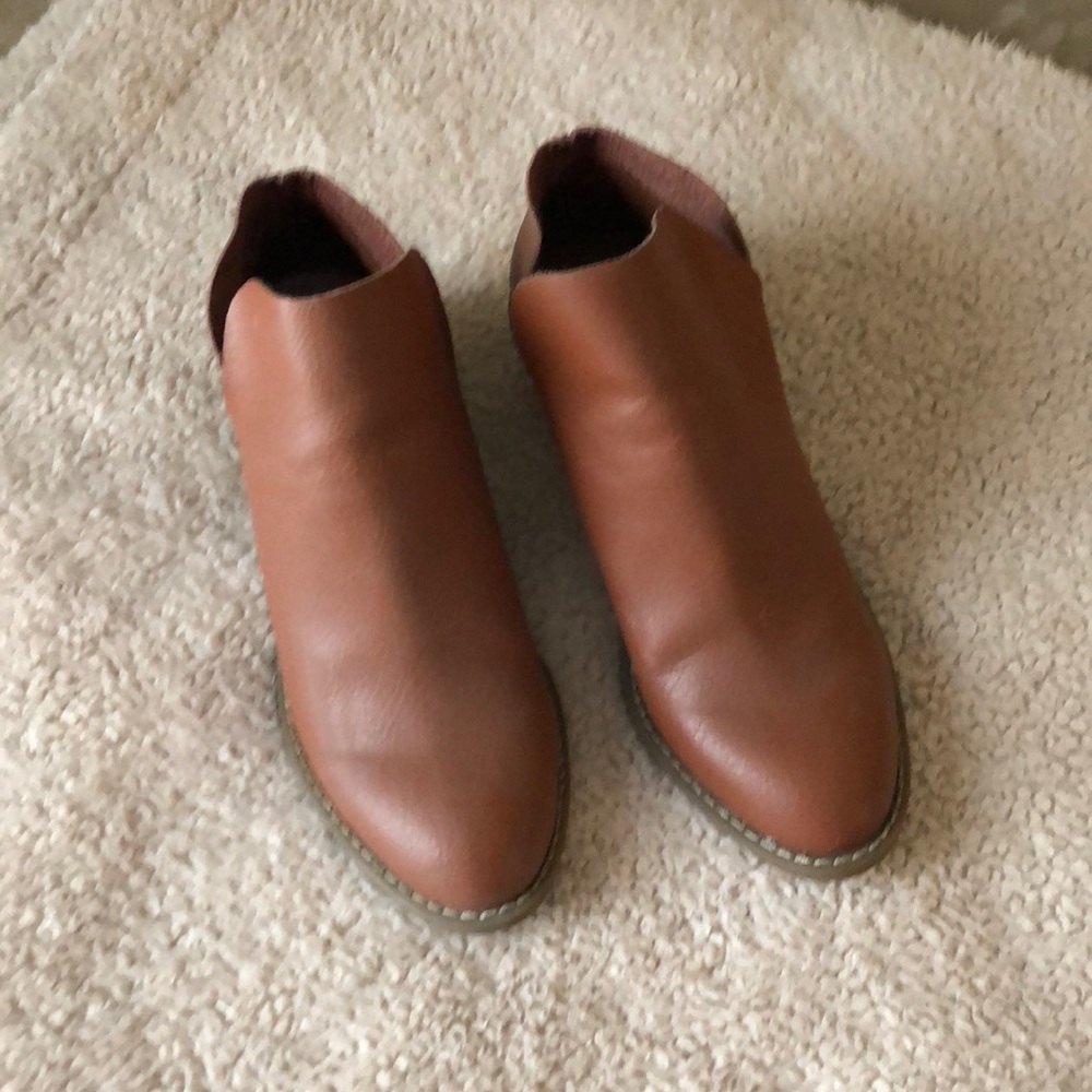 Universal Thread Booties
